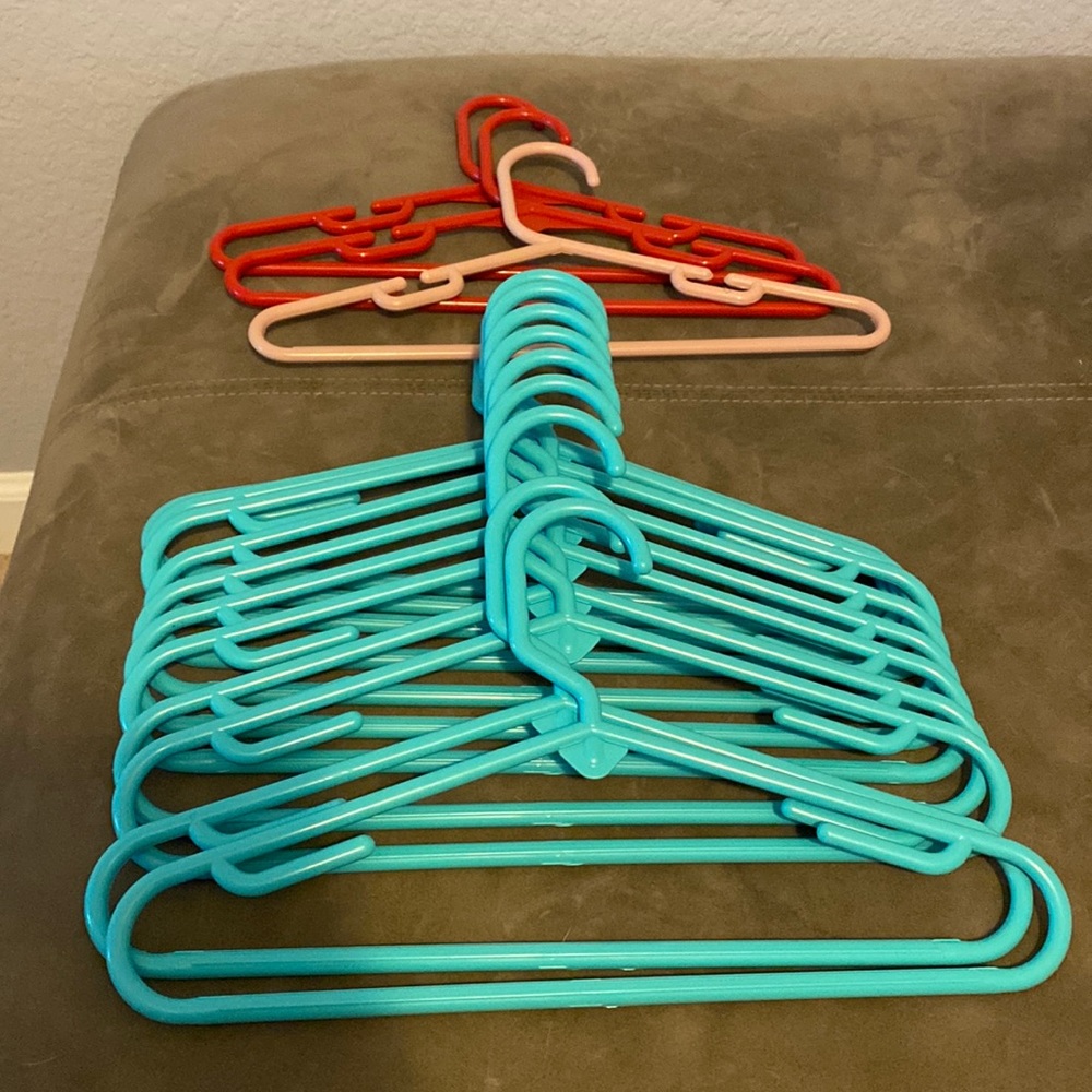 Kids hangers